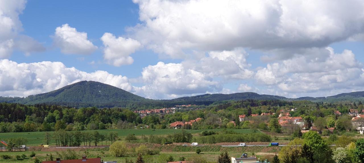 Apartamenty Podzamcze Wałbrzych Exteriör bild